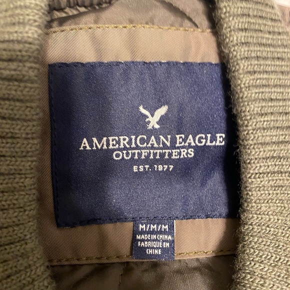 Army green bomber jacket. American Eagle size Medium. - Picture 3 of 5